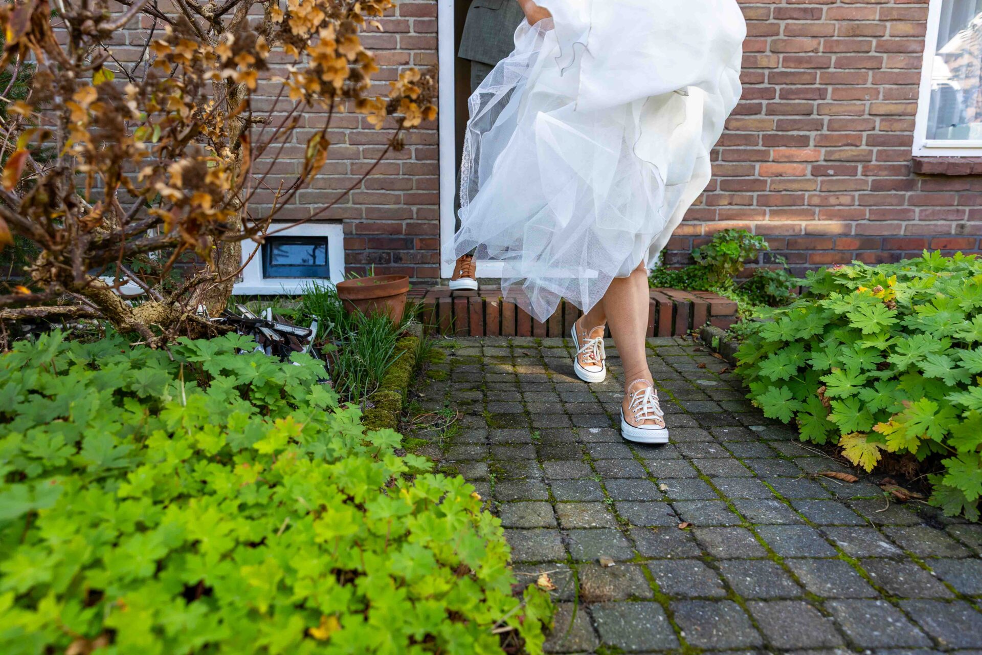 Lopende bruid op Allstars #lobkestijl

Lobke Vale Fotografie, Bruidsfotograaf Drenthe